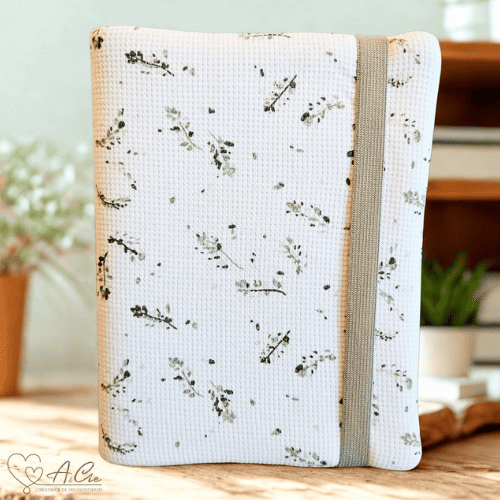 Protège carnet de santé fait main - personnalisable au prénom de l'enfant - Anaë et compagnie