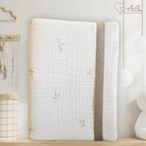 Protège carnet de santé personnalisable Rosée d’Éveil en double gaze motif brindilles naturelles